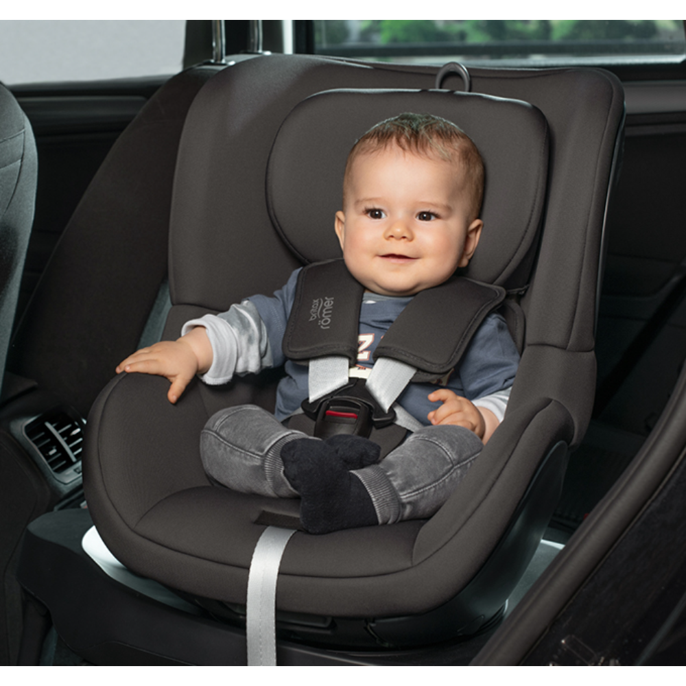 Britax Dualfix Plus Car Seat, Birth to 4 years - Midnight Grey