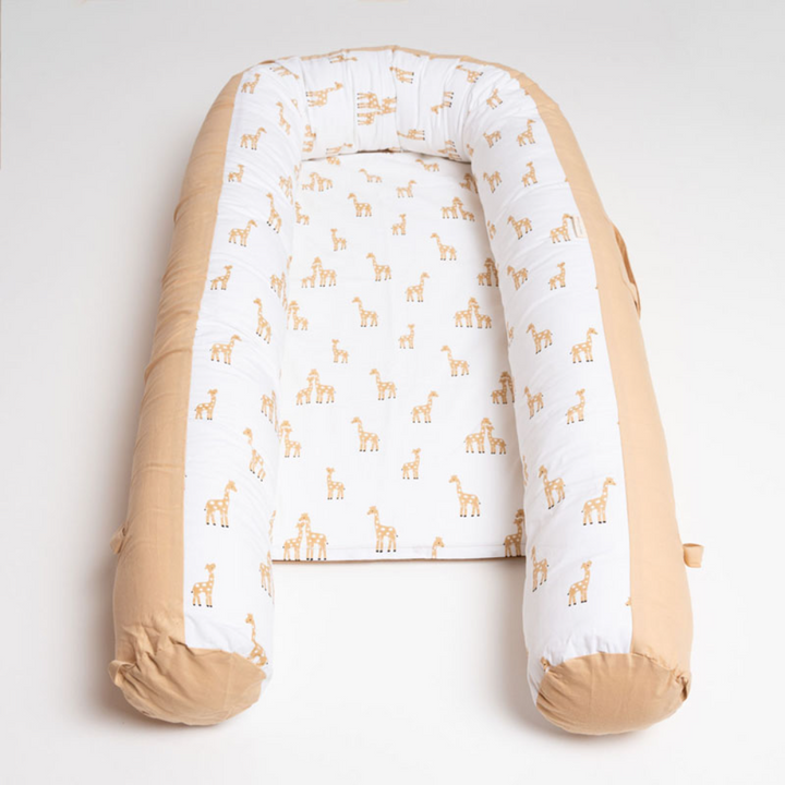 Aariro Cozy Nest - With Mosquito Net