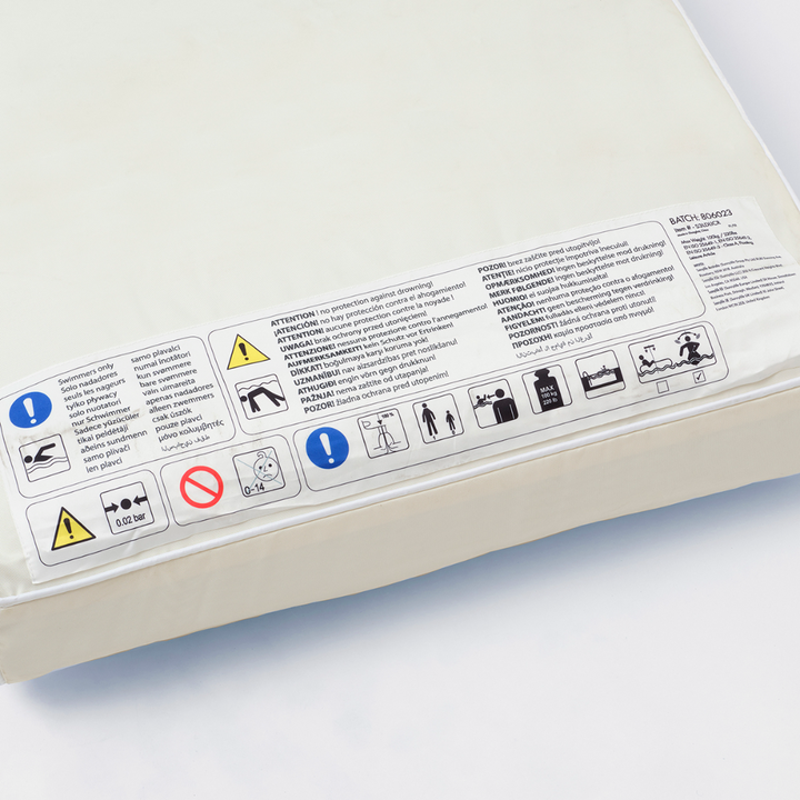 SUNNYLiFE Inflatable Luxe Lie-On Lounger Casa Blanca