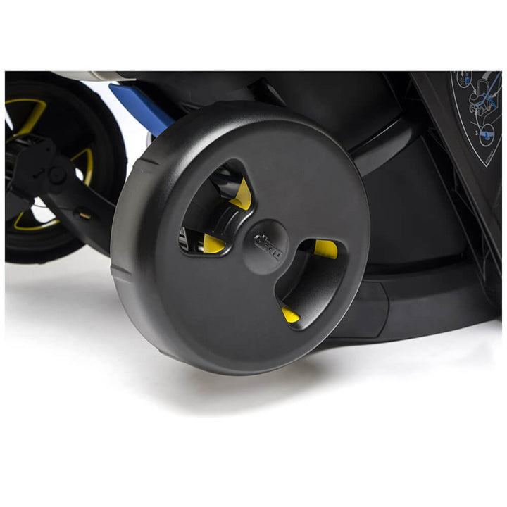 Doona™ Wheel Covers - Black Pushchair Wheel Protectors for preventing soiling of car upholstery