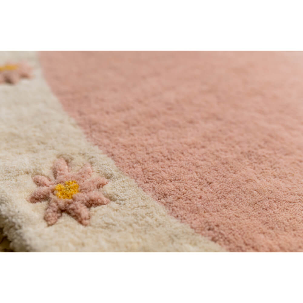 Daisy Flower Rug