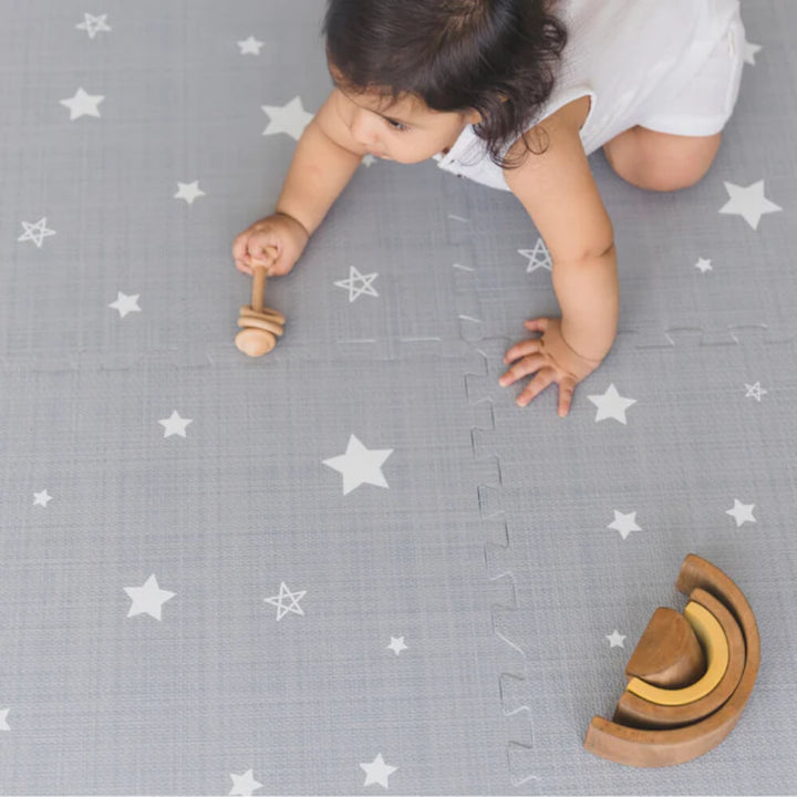 Kind&Me Dreamy White Stars Set in Playmat - Grey