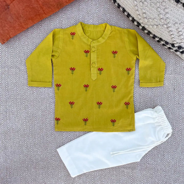 Bhaakur Organic Cotton Floral Sunshine Kurta Set For Boys - Yellow