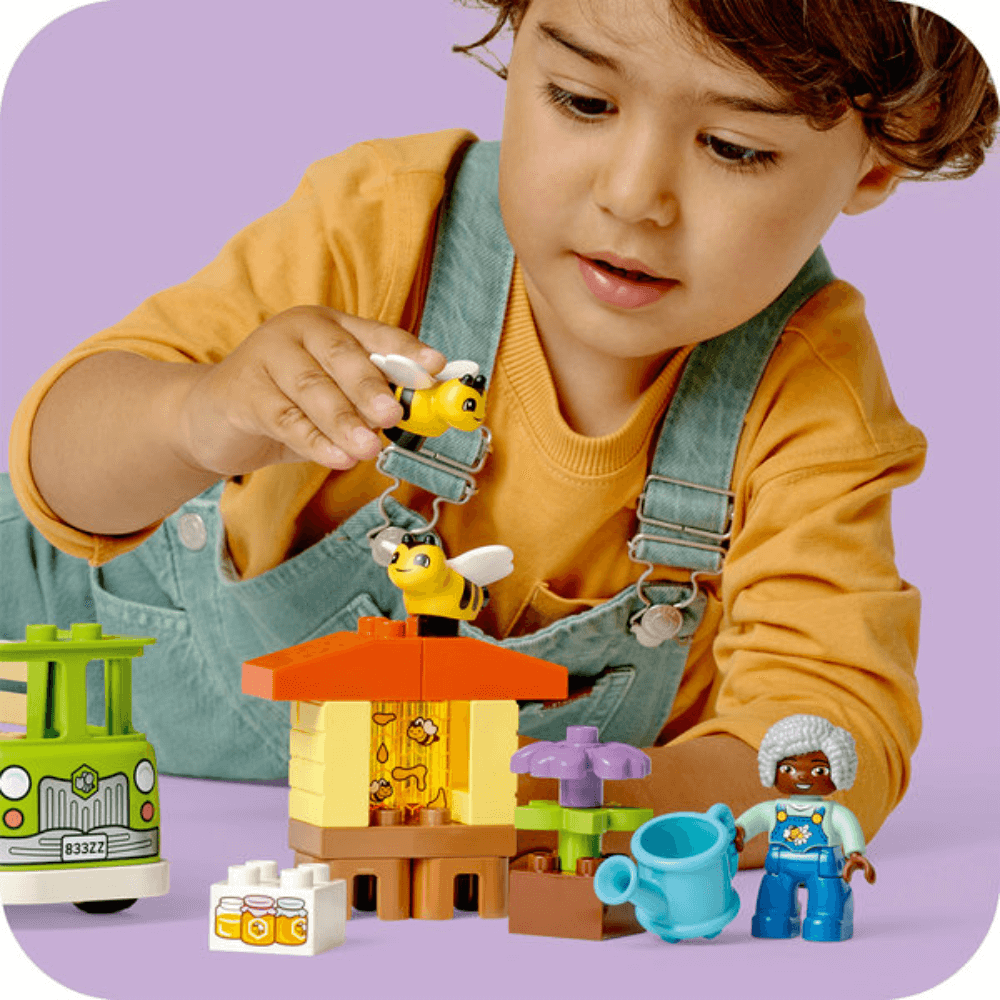 Lego Duplo Caring for Bees &amp; Beehives V29