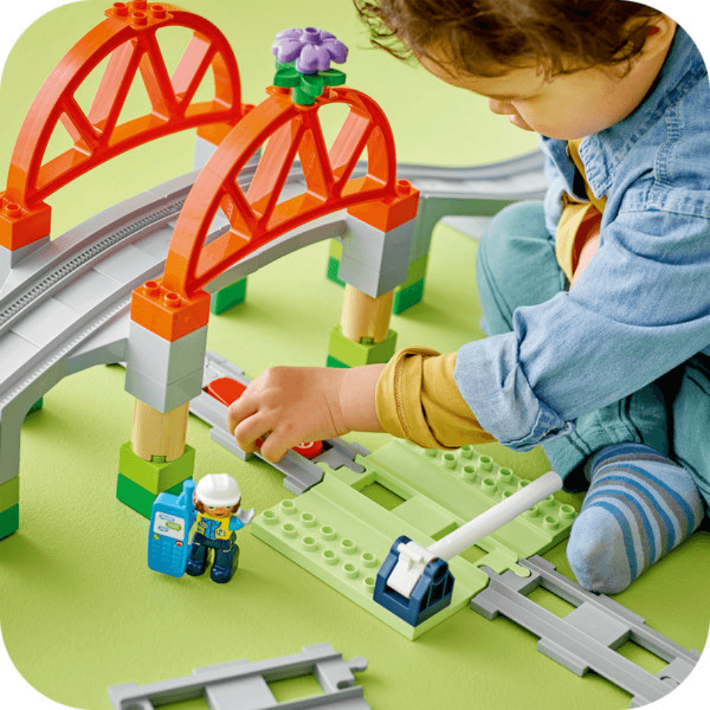 Lego Train Bridge and Tracks Expansion Set V29