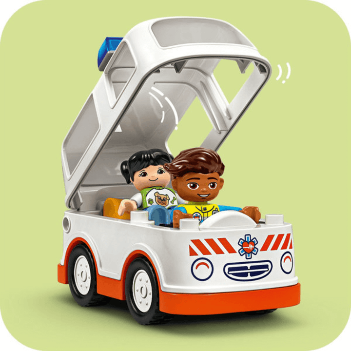 Lego Ambulance &amp; Driver V29