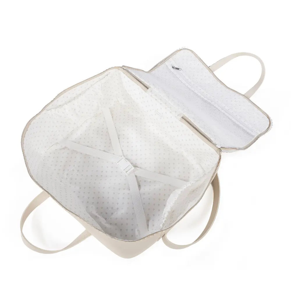 Pasito a Pasito Maternity Hospital Bag with Large Capacity, Water-Resistant Multi-Storage Organizer, Hand Handles &amp; Shoulder Straps, Icon Eco Leather - Cream
