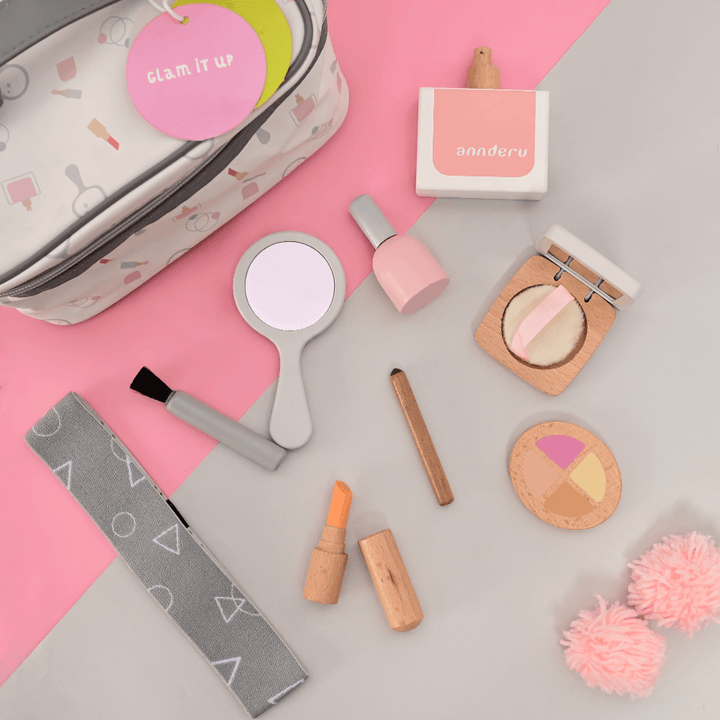 Playbox Glam it Up - Wooden Makeup Set - 10 Pcs
