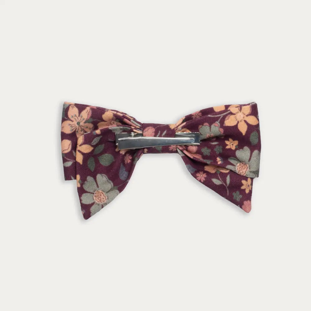 Early Sunday Chiara Clip - Garden Flowers Plum
