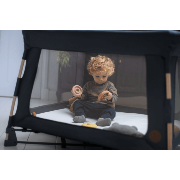 Maxi-Cosi Swift 3-in-1 Travel Cot &amp; Playpen, Birth - 3.5 Years - Graphite