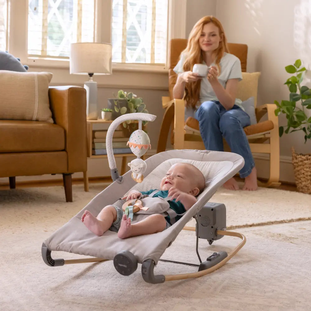Ingenuity Keep InMotion Automatic Baby Rocking Seat with Remote Control, Vibrations &amp; Music, 0-6 months, Soulful Skies