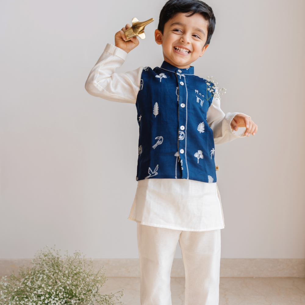 Dulaar Chanderi Kurta Pyjama & Bandi Set - Magical Jungle