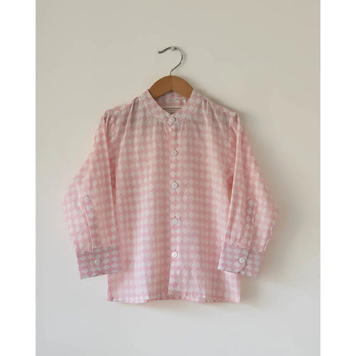 Love The World Today Unisex Barefoot Boy Shirt In Blush Pink Rhombus