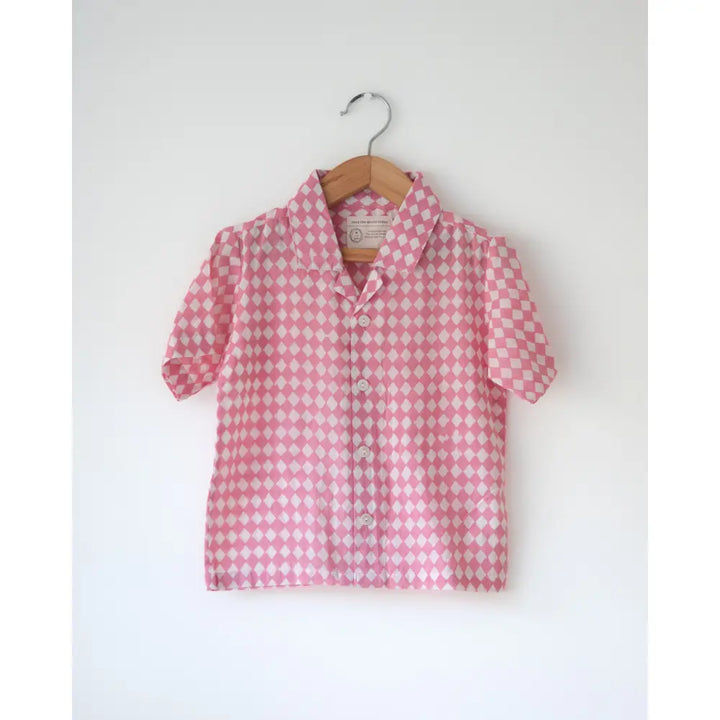 Love The World Today Boogie Pink White Rhombus Short Sleeve Shirt For Boys