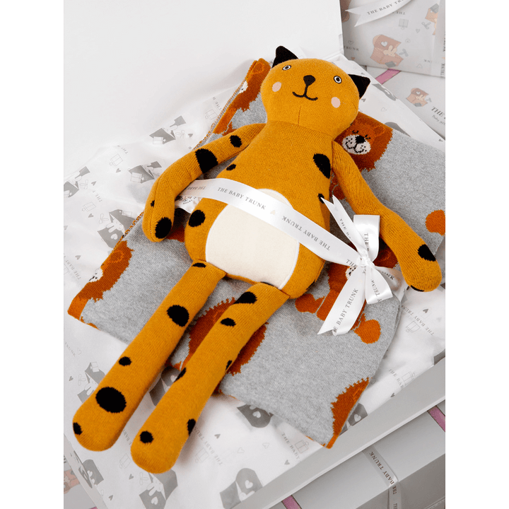 The Baby Trunk Knitted Snuggle Lion Blanket &amp; Cub Toy Gift Set Box (Pack Of 2)