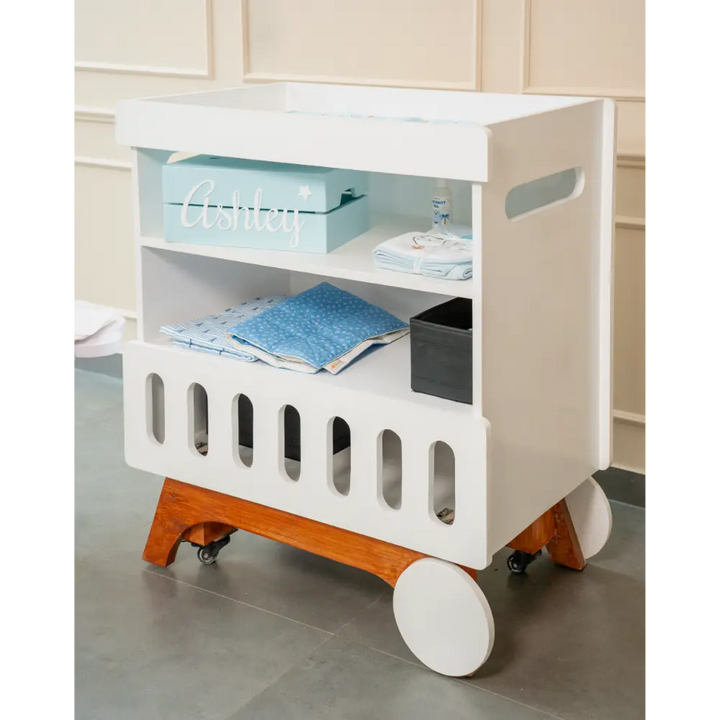 Waddle and Roo - The Voyager Changing Station