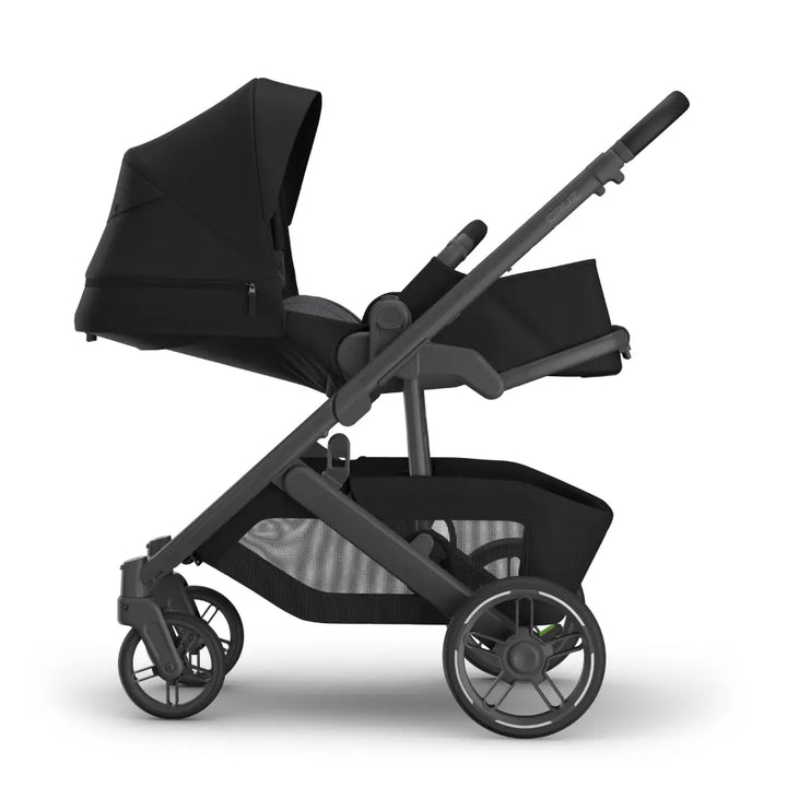 UPPAbaby Cruz V3 City Stroller, Reversible Seat, Flat Recline, Includes Bumper Bar, Insect Net, Rain Cover, up to 4 Years - James/Black