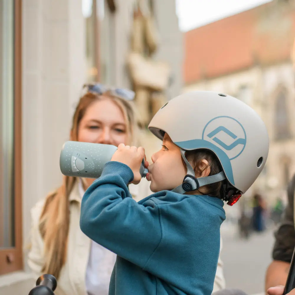 Scoot &amp; Ride Kids Helmet XXS-S (45-51 cm) | Lightweight Adjustable Helmet with LED Safety Light, Magnetic Buckle &amp; Ventilation | Toddler and Kids Helmet for Cycling, Scooting, Skating &amp; Outdoor Play - Ash