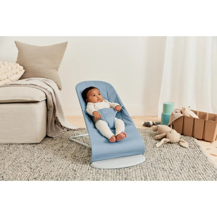 BabyBjorn Bliss Bouncer Quilted Fabric, Lightweight Ergonomic Baby Bouncer with Natural Rocking, Convertible to a Toddler Chair, Ergonomic design, Newborn to Toddler (0–2 Years) - Blue