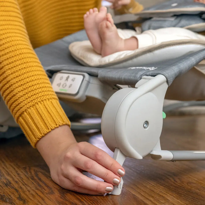 Ingenuity Happy Belly Rock-to-Bounce Baby Massage Seat with Soothing Vibrations, Music &amp; Belly Massage Technology, 0-6 months, Parker