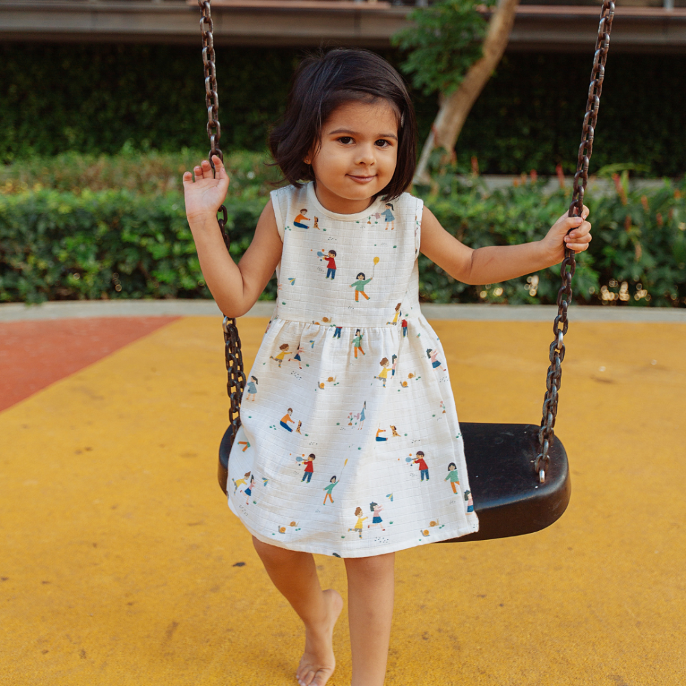 Dulaar Organic Muslin Dress - Playground Adventures