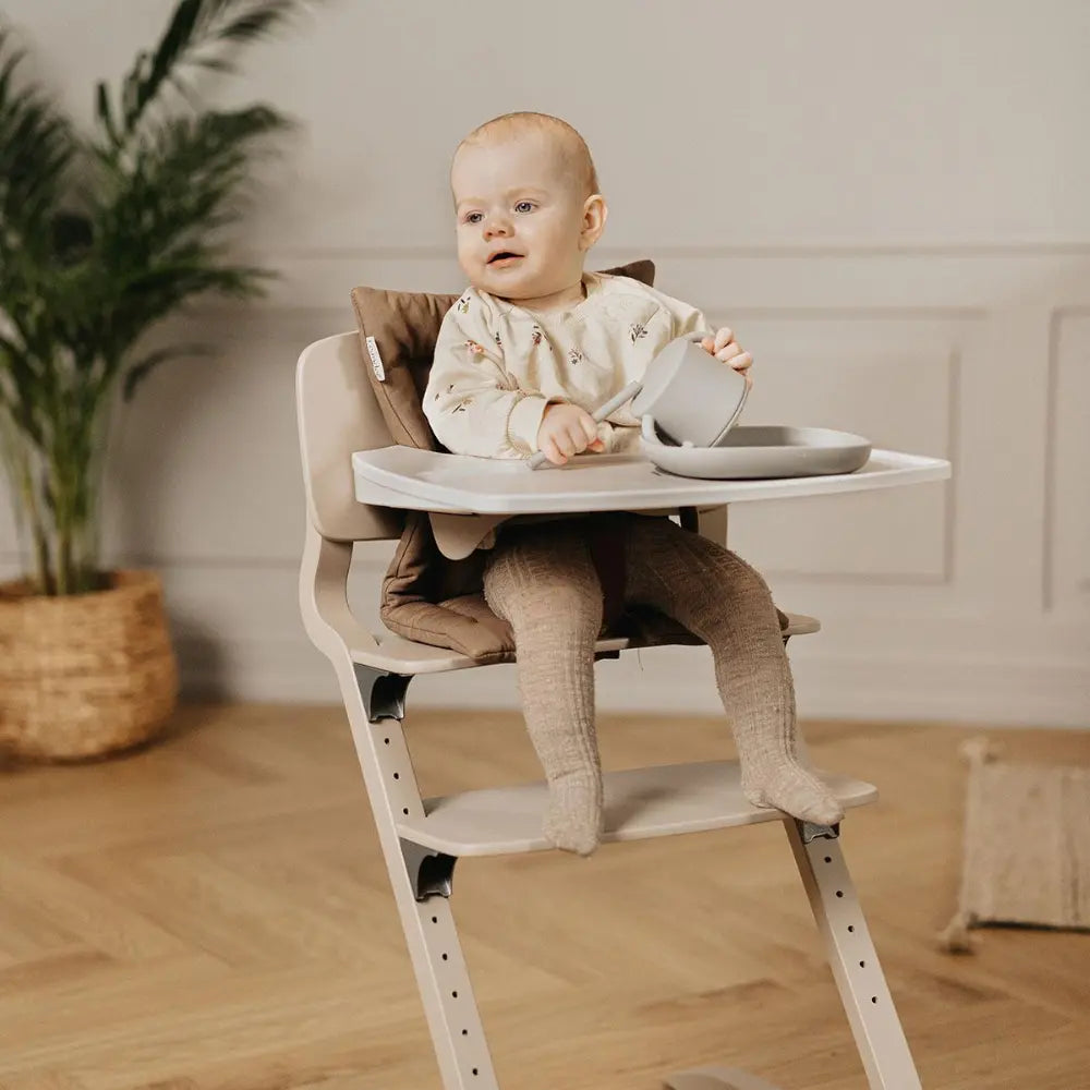 Leander Louie Highchair Set – Includes Safety Bar &amp; Tray (Natural)