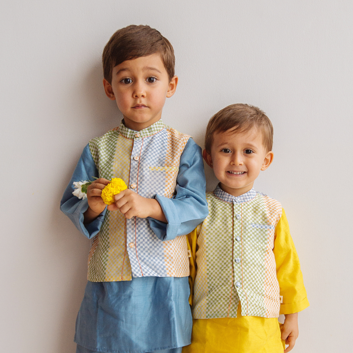 Dulaar Chanderi Kurta Pyjama Bandi Set - Spot The Checks Mango
