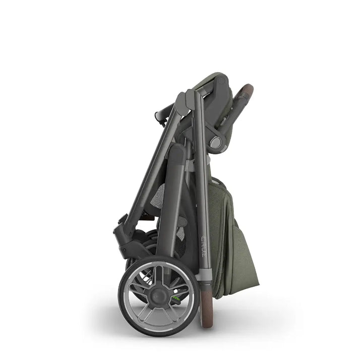 UPPAbaby Cruz V3 City Stroller, Reversible Seat, Flat Recline, Includes Bumper Bar, Insect Net, Rain Cover, up to 4 Years - Evelyn/Meadow Green