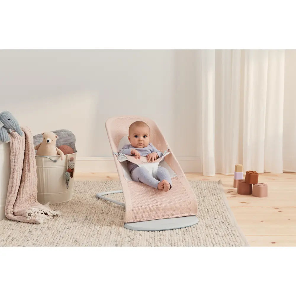 BabyBjorn Balance Soft Mesh, Lightweight Ergonomic Baby Bouncer with Natural Rocking, Convertible to a Toddler Chair, Ergonomic design, Newborn to Toddler (0–2 Years) - Pearly Pink / White