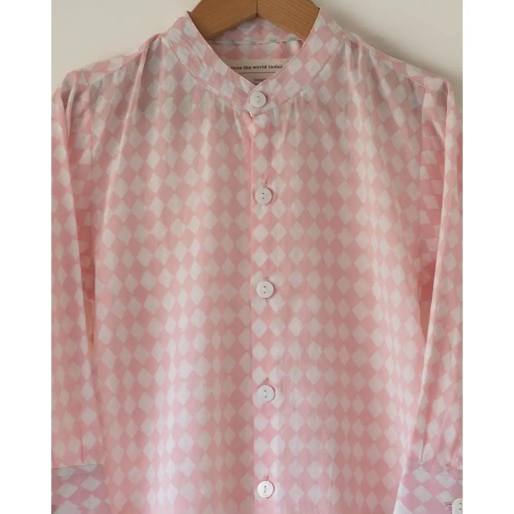 Love The World Today Unisex Barefoot Boy Shirt In Blush Pink Rhombus