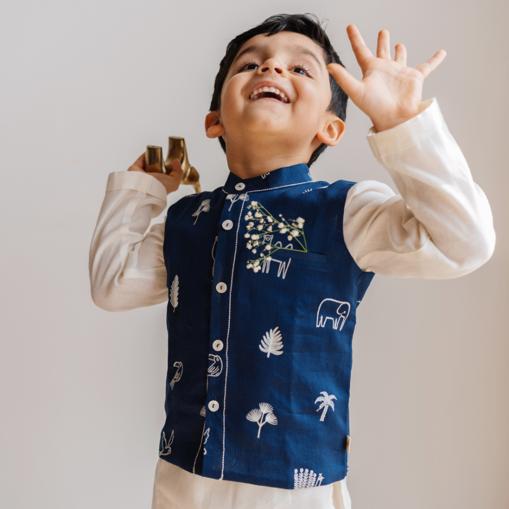 Dulaar Chanderi Kurta Pyjama & Bandi Set - Magical Jungle