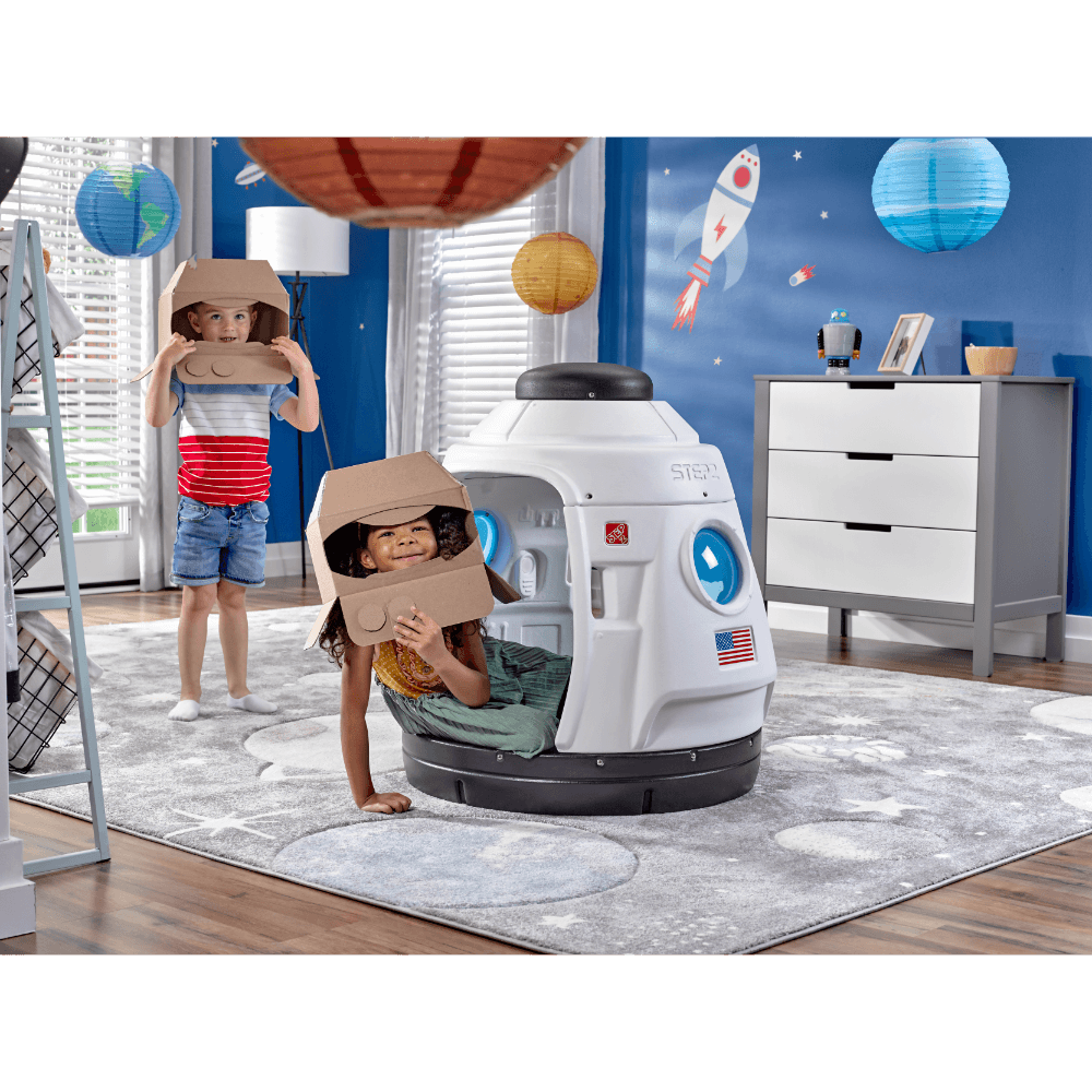 Step2 Space Capsule Swing