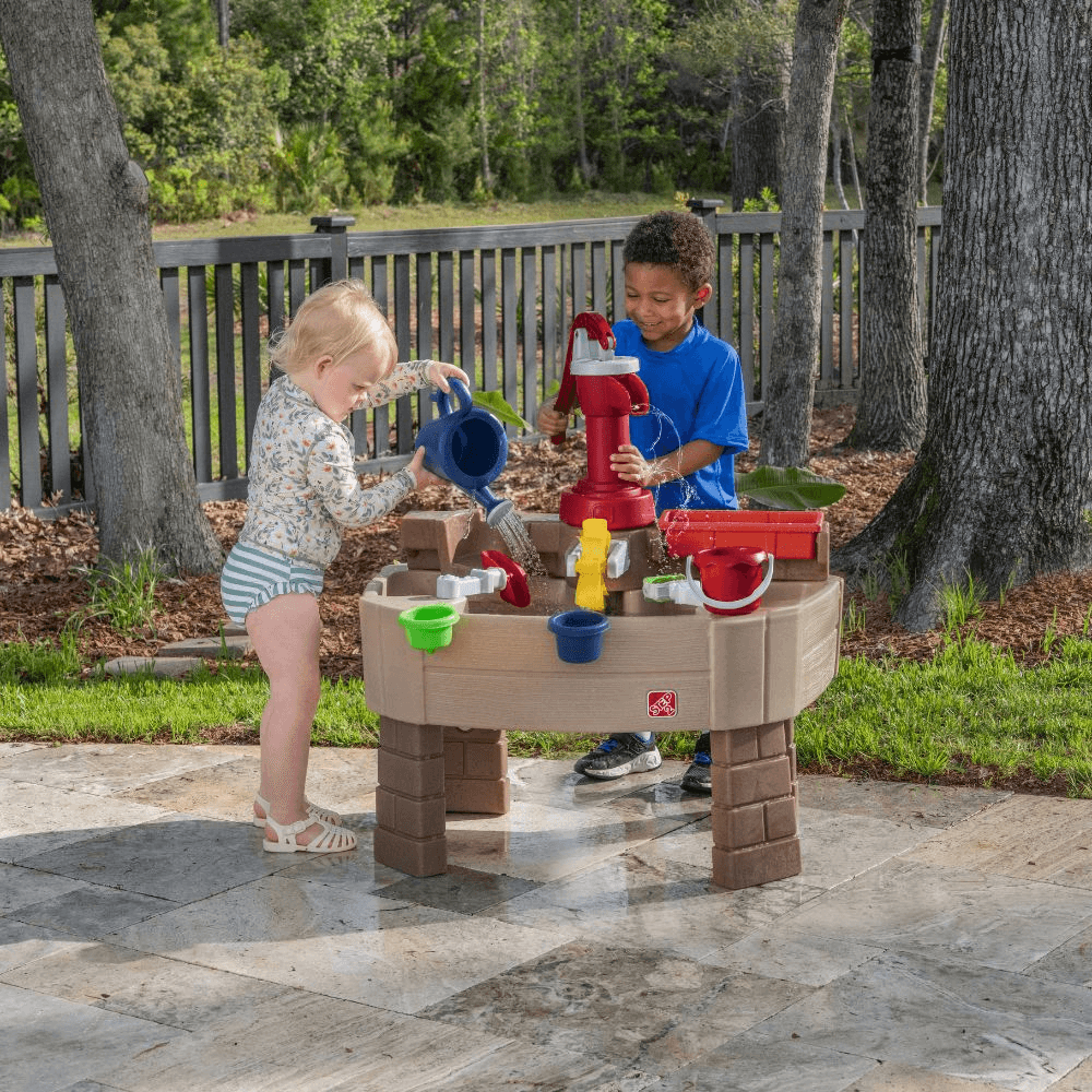 Step2 Pump &amp; Splash Discovery Water Table