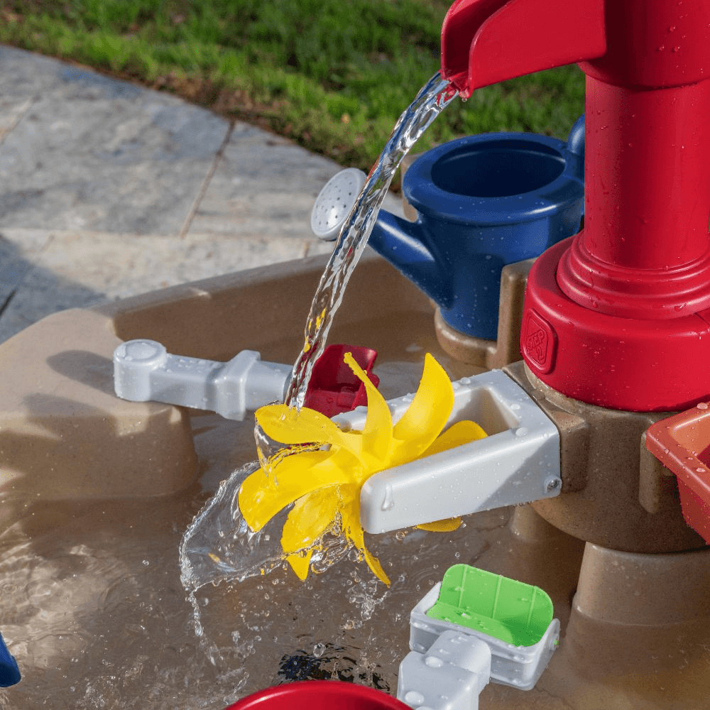 Step2 Pump &amp; Splash Discovery Water Table