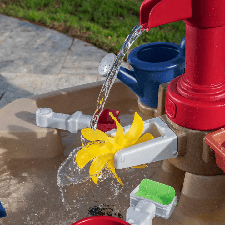 Step2 Pump &amp; Splash Discovery Water Table