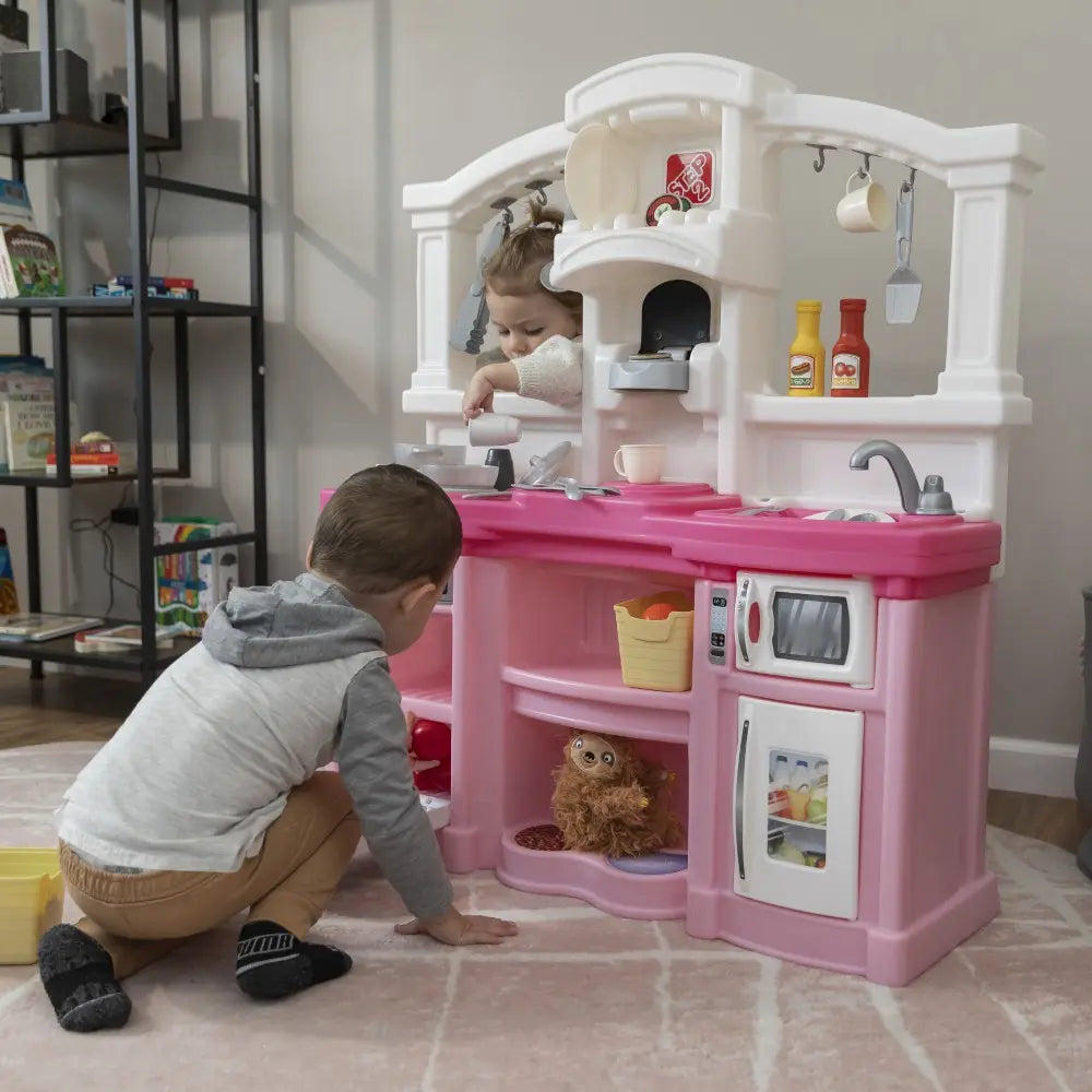 Step2 Fun With Friends Kitchen - Pink