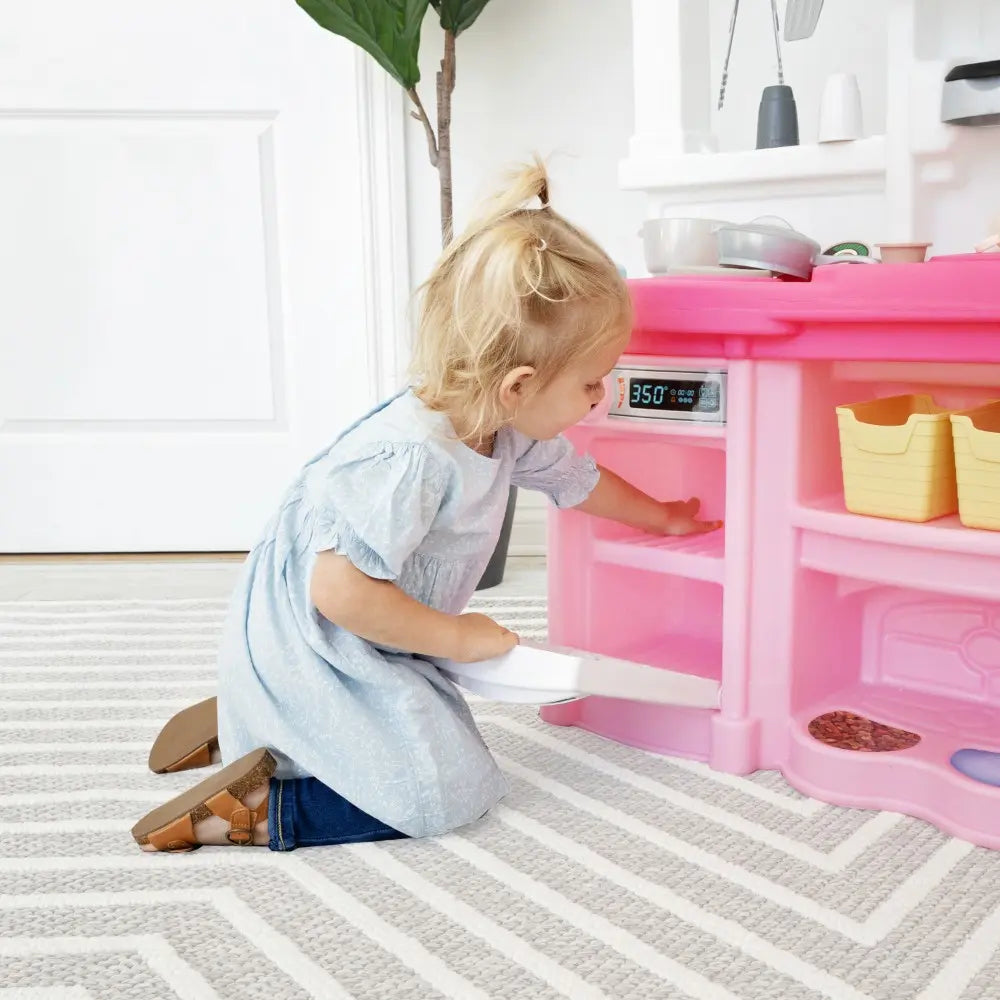 Step2 Fun With Friends Kitchen - Pink