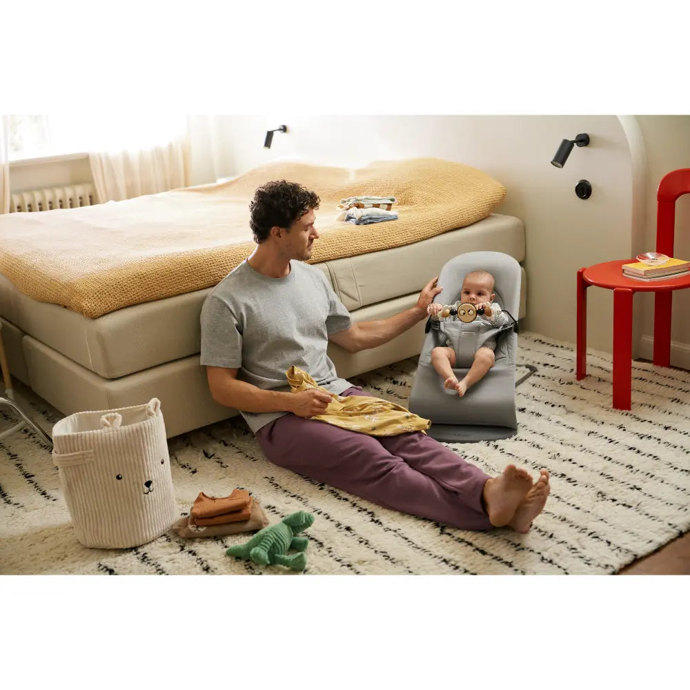 BabyBjorn Balance Soft Quilted Fabric, Lightweight Ergonomic Baby Bouncer with Natural Rocking, Convertible to a Toddler Chair, Ergonomic design, Newborn to Toddler (0–2 Years) - Light Grey