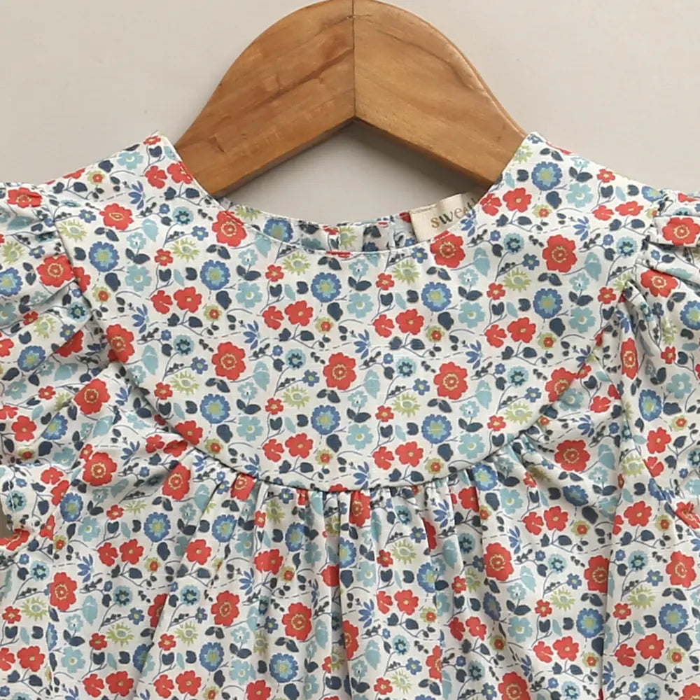 Sweetlime By AS Baby Girls Floral Printed Flutter Sleeve Romper Multicolor