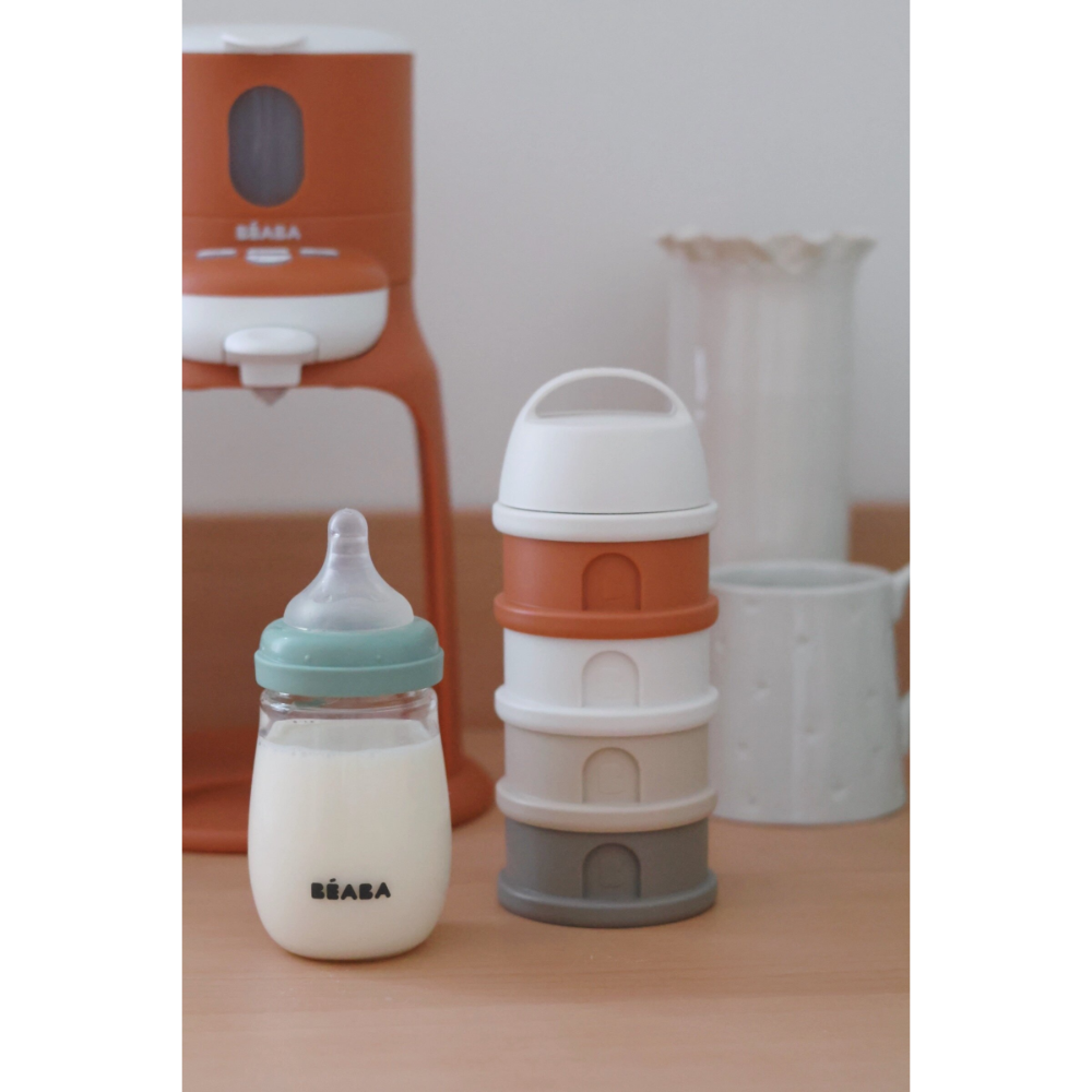 Beaba Stacked Formula Container with 4 Compartments