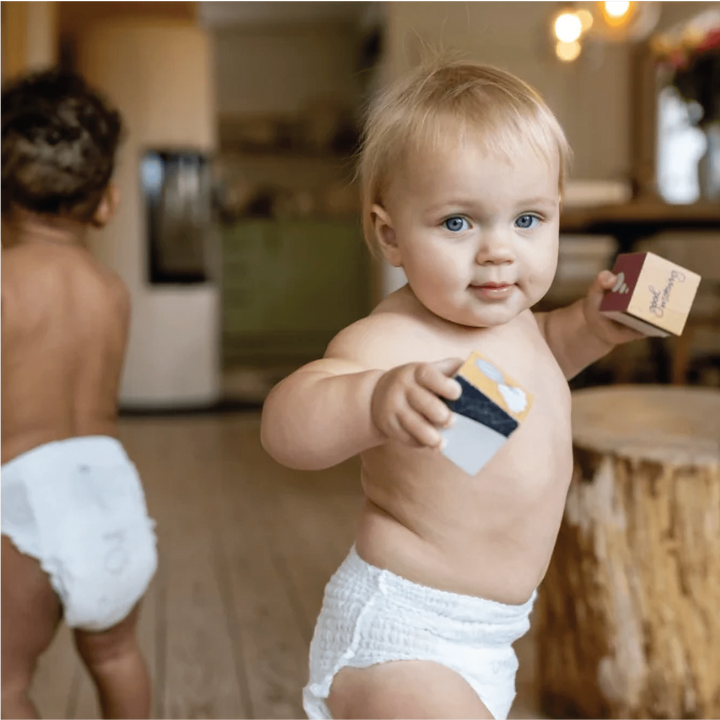 Bambo Nature Premium Baby Pants Diapers for Babies, Large Size (7-12 Kgs), Super Absorbent, Breathable, Extra Soft, Dermatologically Tested, Hypoallergenic Infant Nappies With Wetness Indicator