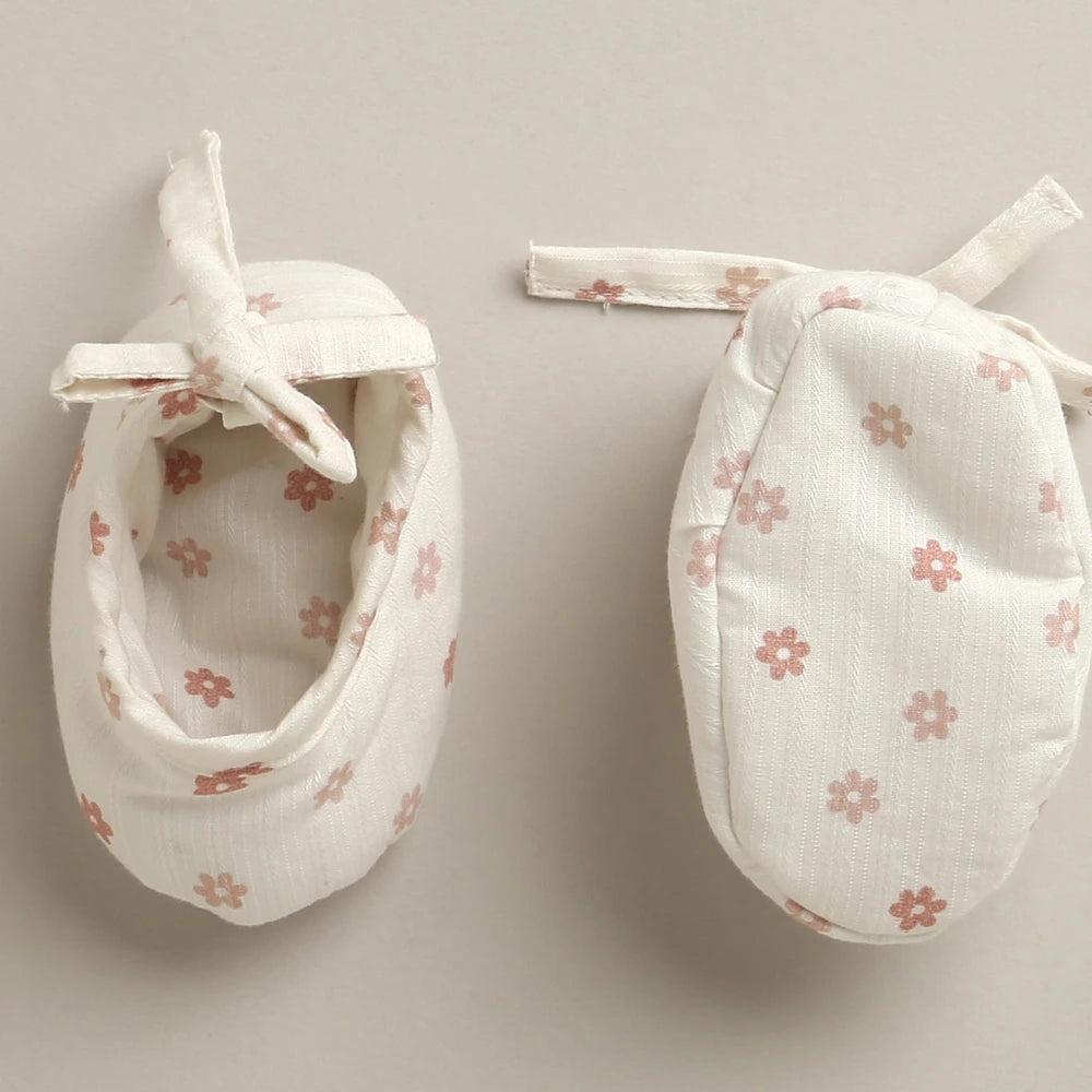 Sweetlime By As Cotton Tiny Petal Summer Booties - White