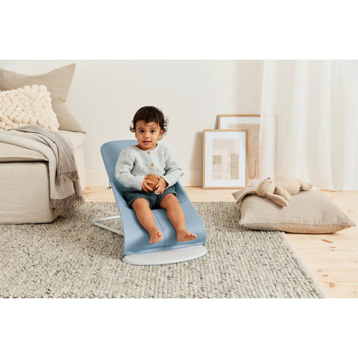 BabyBjorn Bliss Bouncer Quilted Fabric, Lightweight Ergonomic Baby Bouncer with Natural Rocking, Convertible to a Toddler Chair, Ergonomic design, Newborn to Toddler (0–2 Years) - Blue