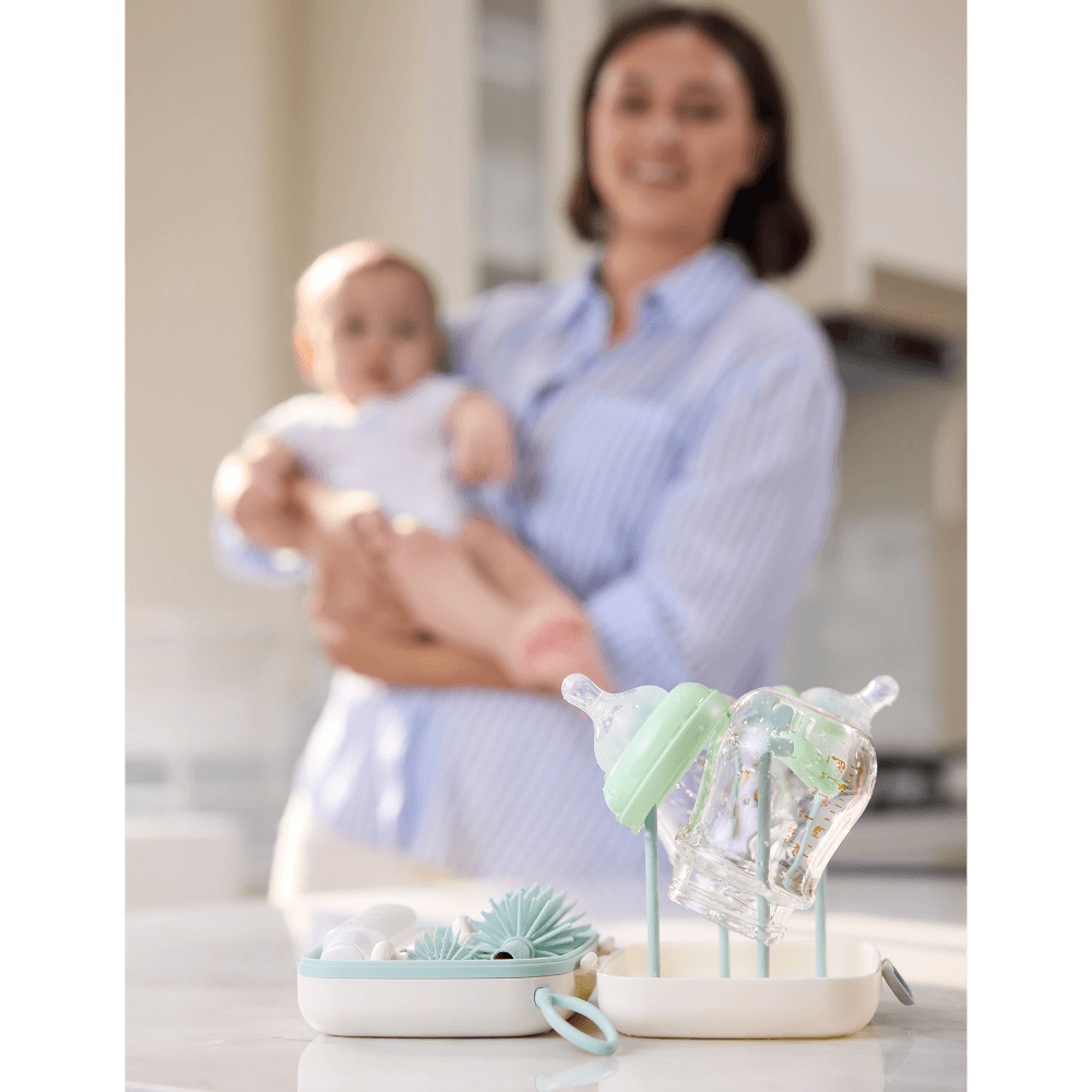 Momcozy Weaning Accessories Push-Press Design Bottle Brush Kit - Classic Style Green