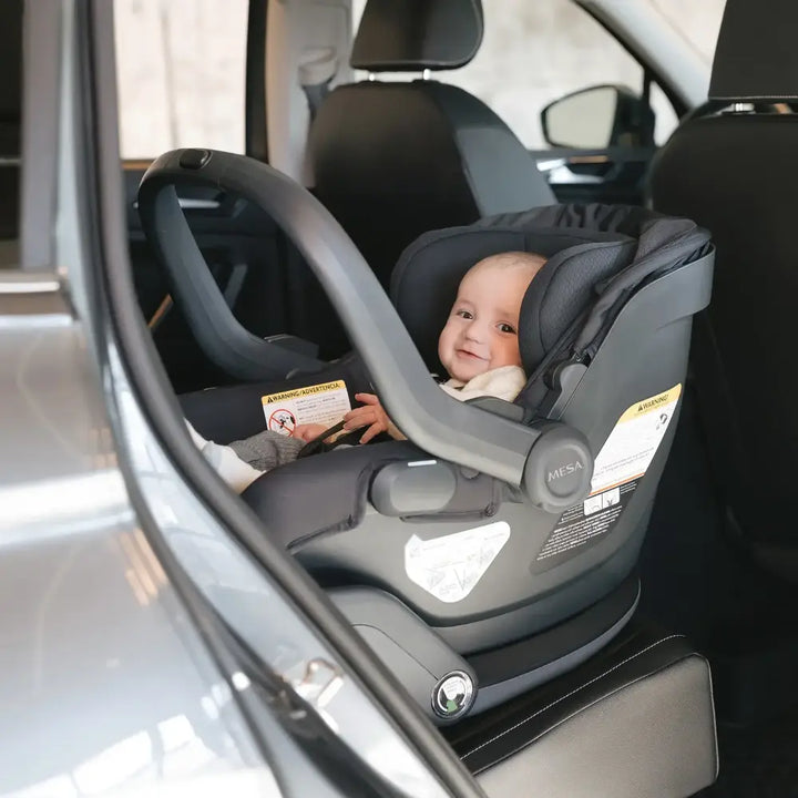 UPPAbaby Mesa V3 Newborn Car Seat with Safety Base, Rear Facing for Infants, Easy Installation, Carry Handle with Sun Canopy, Suitable from Birth - James/Black
