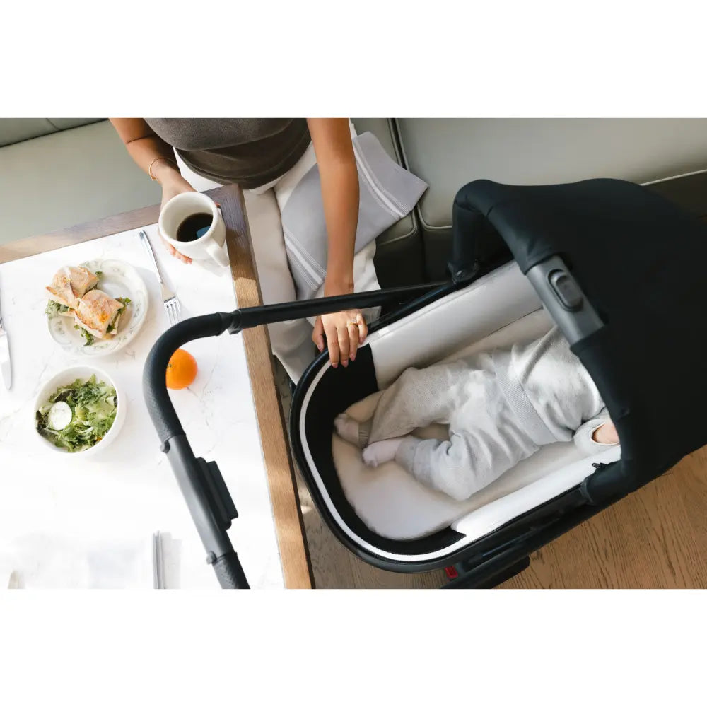 UPPAbaby Newborn Foldable Bassinet V3, Flat Recline, Stroller Carry Cot, Includes Breathable Mattress, For Kona, Cruz, Vista Stroller -  Savannah / Pearl Grey