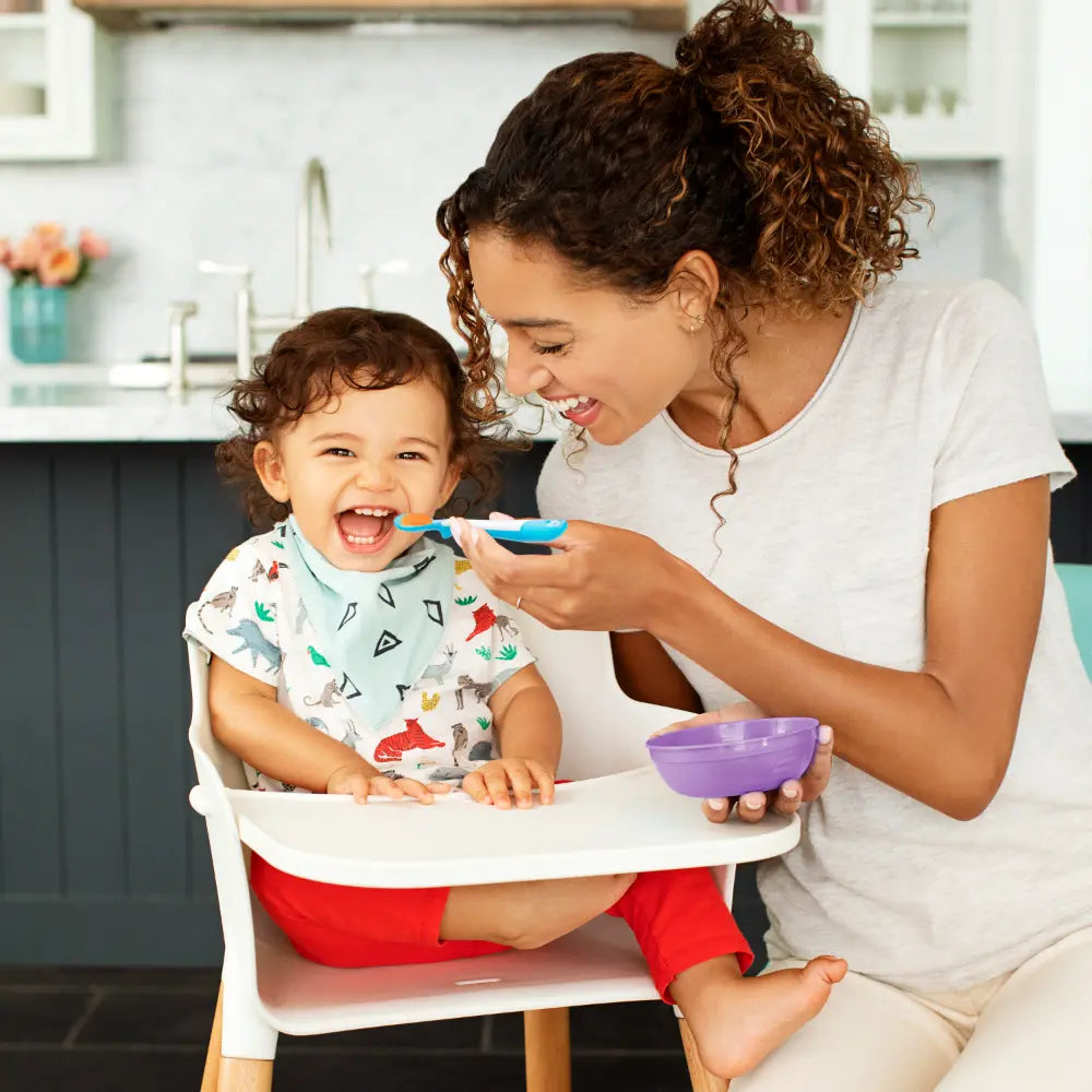 Munchkin Love-a-Bowls™ Feeding Set – 4 Bowls with Lids &amp; 2 Soft-Tip Spoons, Spill-Proof, BPA-Free, 4+ Months