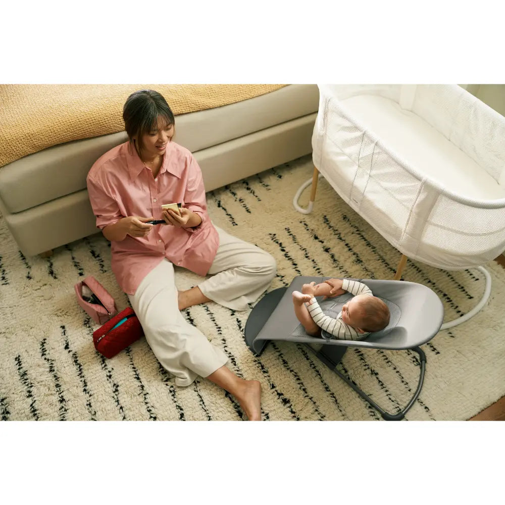 BabyBjorn Balance Soft Quilted Fabric, Lightweight Ergonomic Baby Bouncer with Natural Rocking, Convertible to a Toddler Chair, Ergonomic design, Newborn to Toddler (0–2 Years) - Light Grey