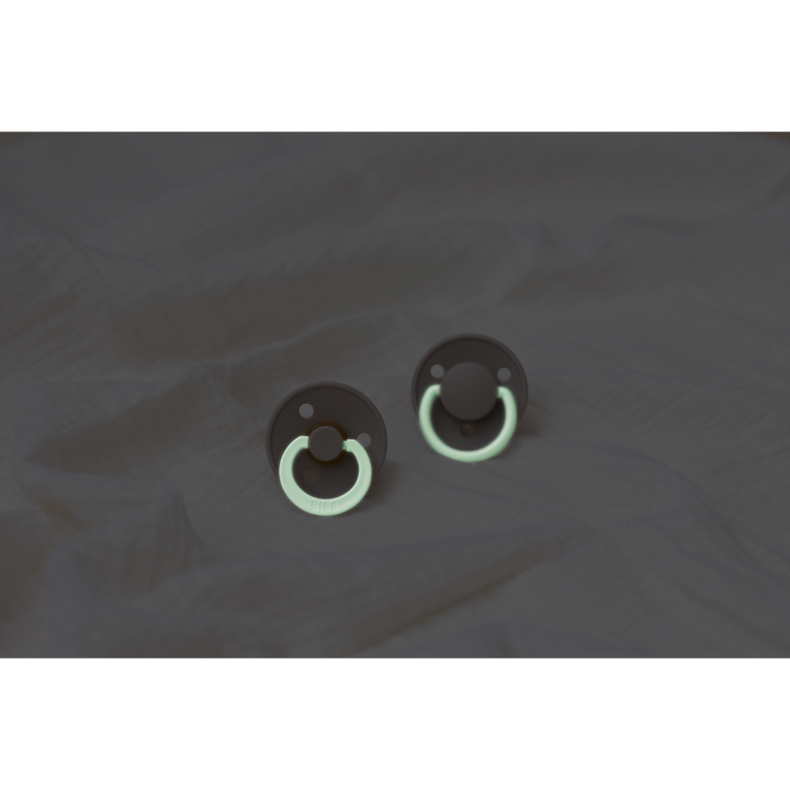 Bibs Glow in the Dark Latex Round Pacifier Nipple Size 1 - Pack of 1 (Colour) - Vanilla