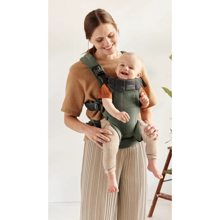 BabyBjorn Baby Harmony Carrier, 3D Mesh, Lightweight, Soft &amp; Breathable Newborn to Toddler Carrier, Adjustable Waistbelt &amp; Cross Straps, 4 Carry Positions, Birth - 3 Years (3-15Kgs) - Green